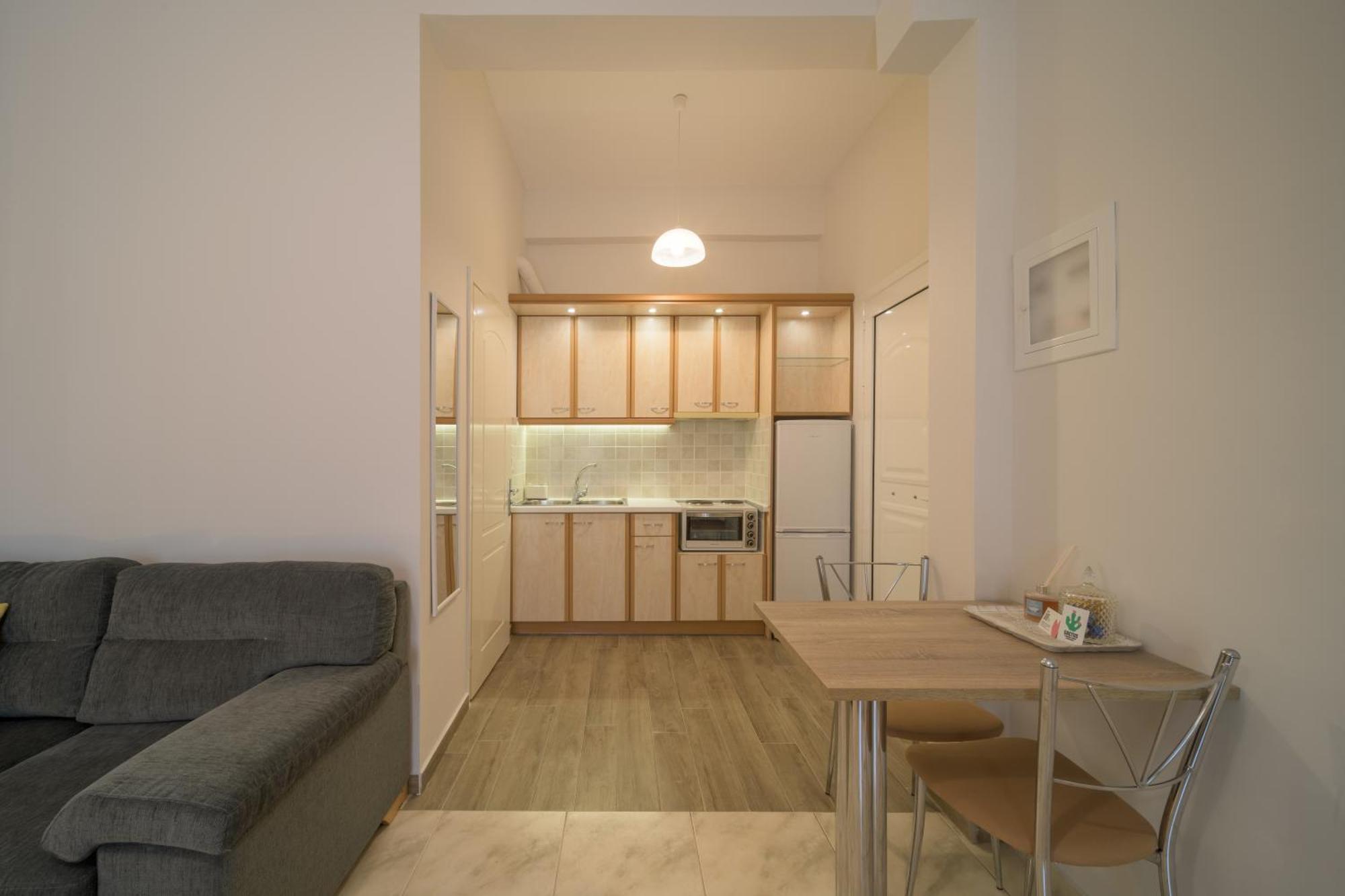 Cactus - Blooming Garden Apartment *